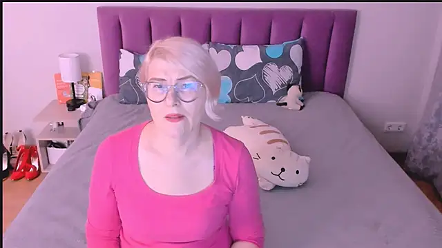 sabrinamacmarren webcam