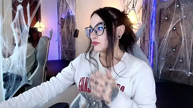 Zami_Escobar_of webcam