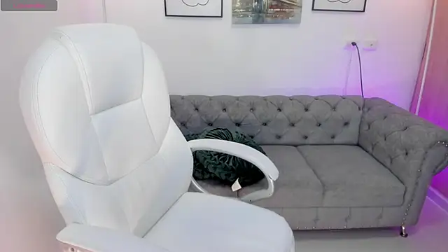 issi_loren webcam