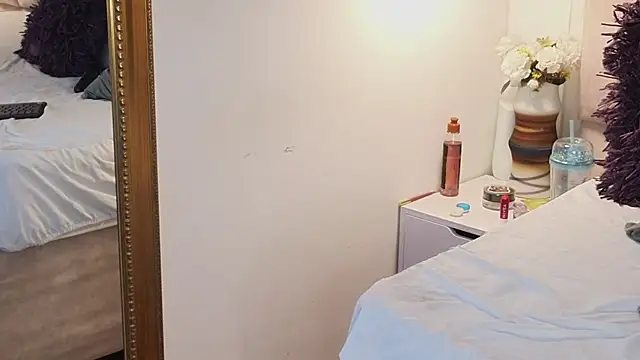 arianaa_miller_ (F young) - fingers in my pussy