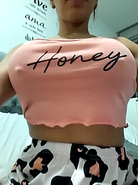 Alyssa_76