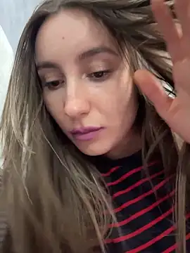 viviandaimond1 webcam