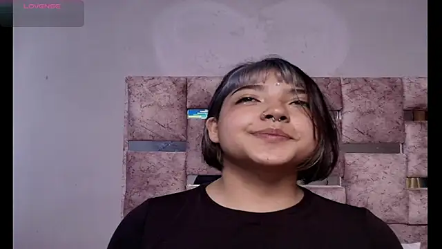 Serena_Rose_Rs webcam