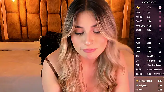 KiaraCarter webcam