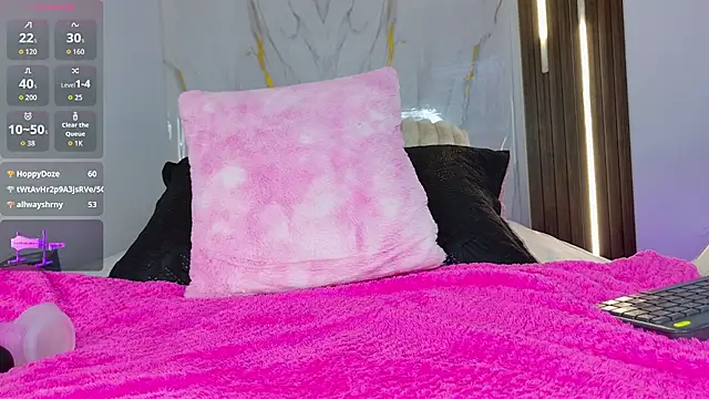mia_099 webcam