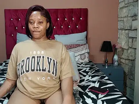 EmmyLove1 webcam