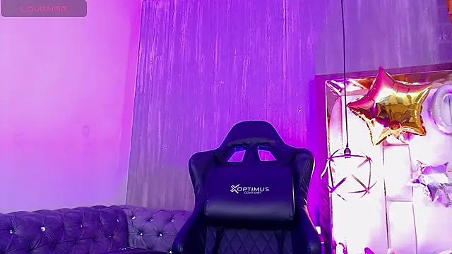Foxxy_Doll webcam
