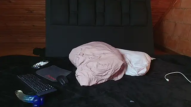 Justyn_Ross webcam