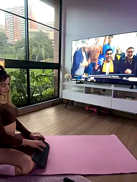 Lisa_Belluci webcam