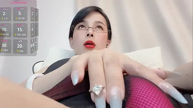 amanda-19- (F young) - 老公大雞雞抽插寶貝小穴尖叫聲不斷5分鐘寶貝噴水水