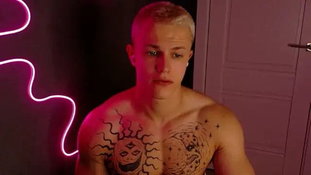 james__noah (M young) - Cum show