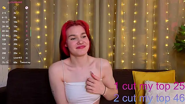 mauraspurrier (F teen) - underboobs