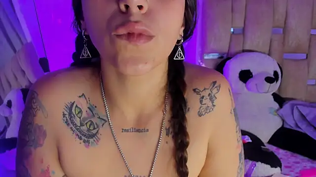 JulianaCarter webcam