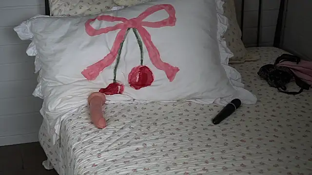 Peachxlush webcam