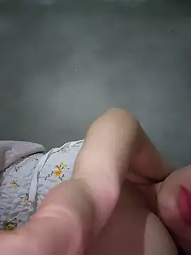 Meoweo_23 webcam