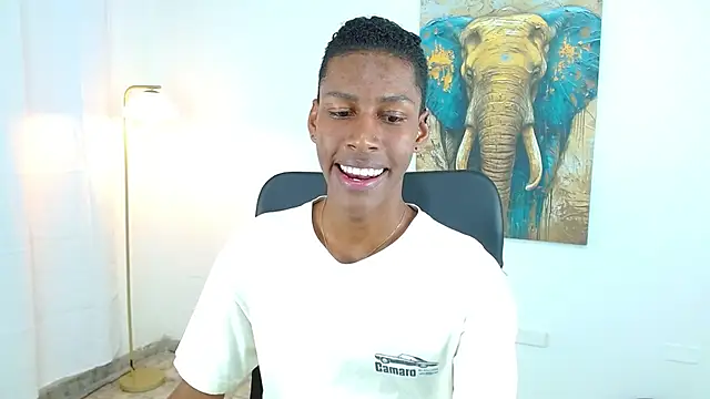 maiki18_ webcam