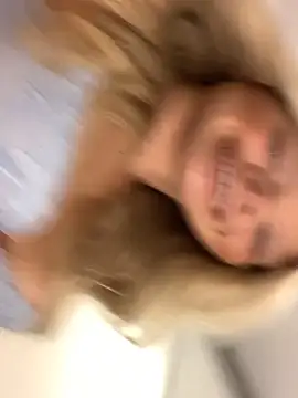 Bellablows webcam