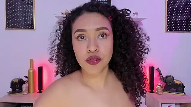 Zoe_Gruber webcam