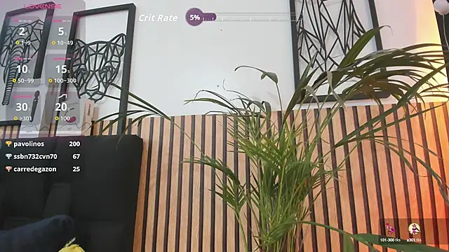 LILA_ELLIOT webcam