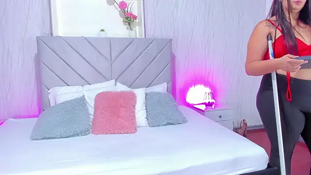 Victoria_Guzman webcam