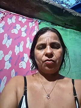 Lucerito-Hot webcam