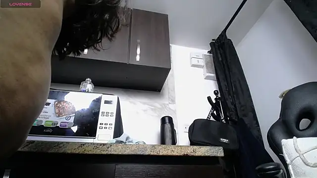 iniyalaboni webcam