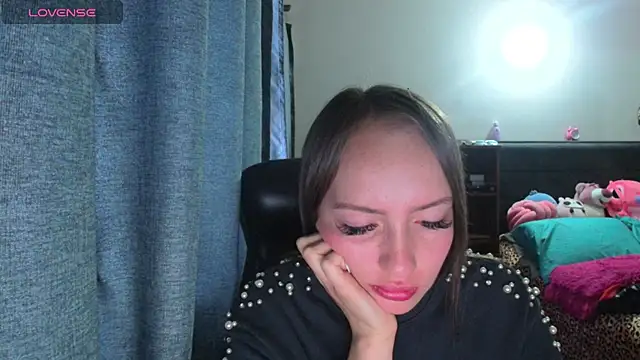SexyBlondieY webcam