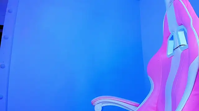 Ariana_f webcam