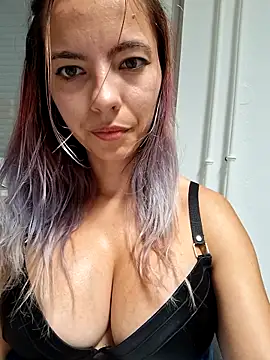 allinqueen webcam