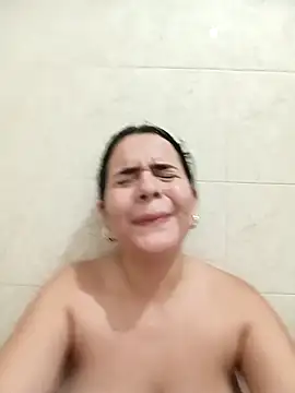 Julieth_hot-69 webcam