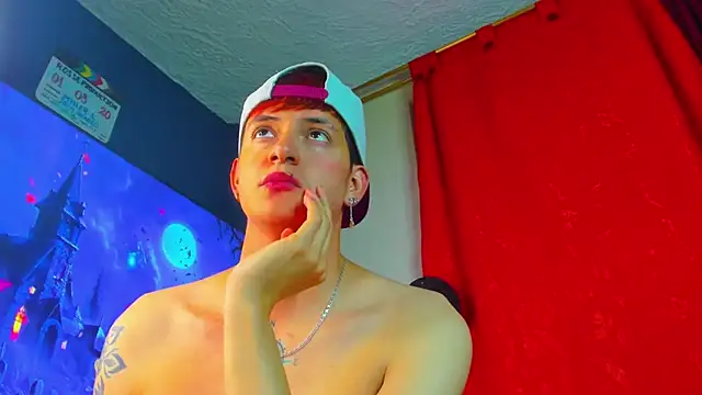 GabyThoms webcam