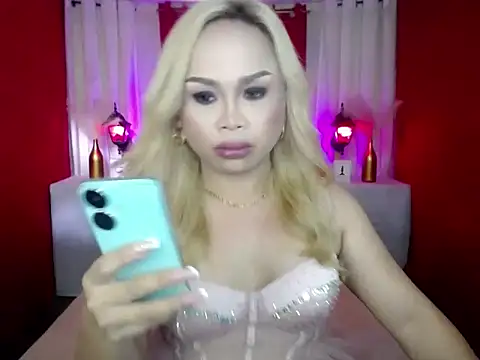 Madameblonde webcam