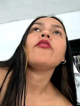 Nadia_hasbun webcam