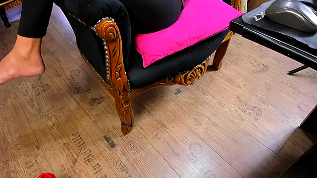 Try girls cams. Slutty sweet Free Performers. 