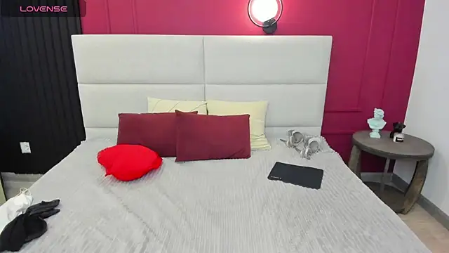 Linda_Insatiable