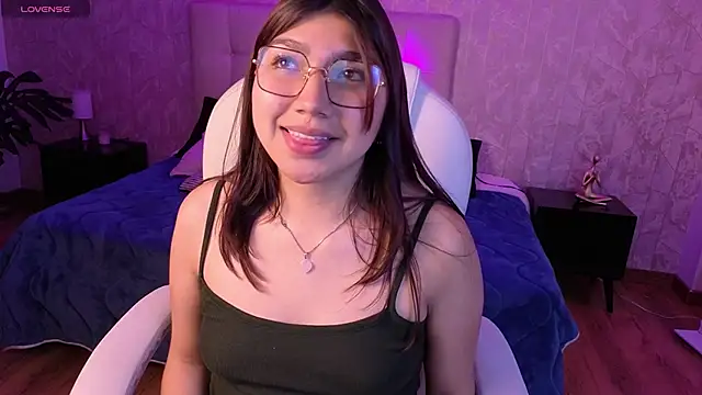 zoe_capeli