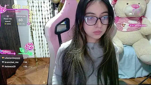 Maggie_Fox3