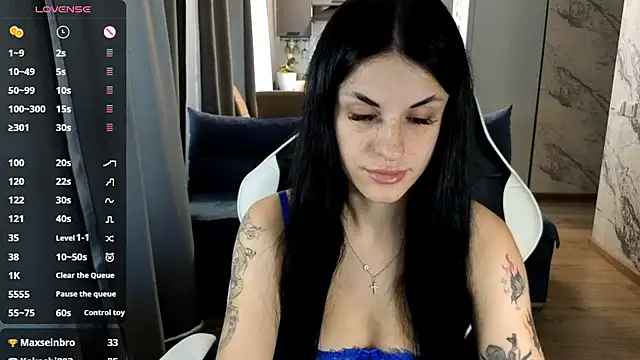 mary___moore (F young) - Happy Friday <3