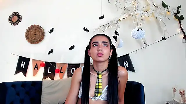 cloe_taylor__