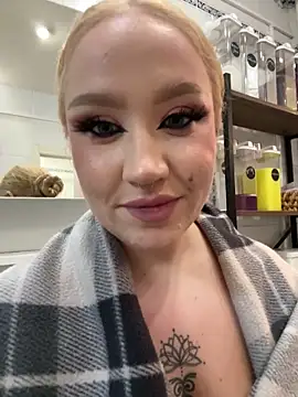 RollDolls