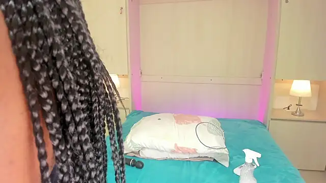emilyystuart (F young) - lets fuck  with my machine