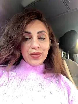 emaskyes - EmaSkyes's free webcam - UK Sex Cams