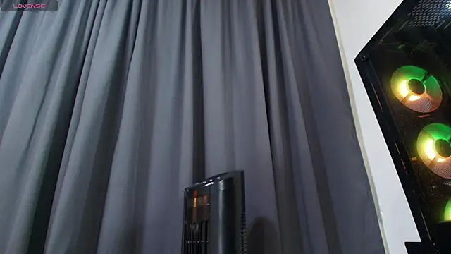 Veronica_Tits