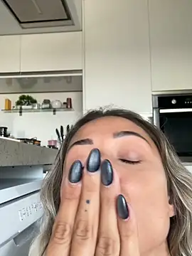 petrouchkaaa_