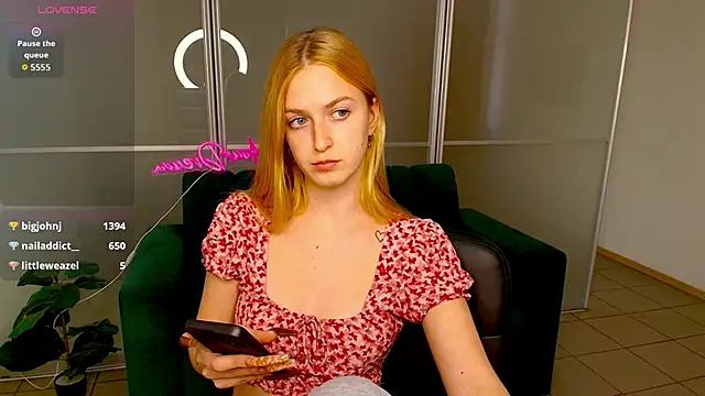 MirandaMayers webcam