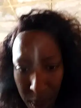 PetiteSquirtQueen