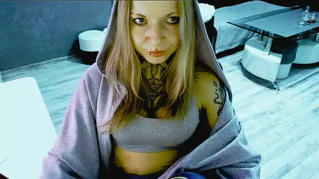InesGold webcam stripchat model stream image