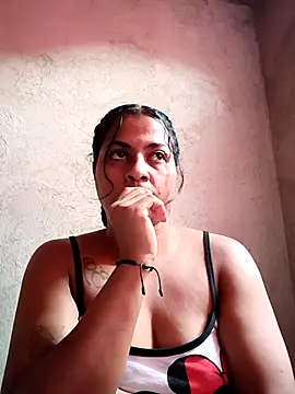 Giselabrunette25