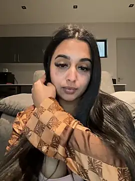  LilMisIndianx chat room