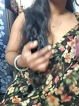 Nikitha_telugu